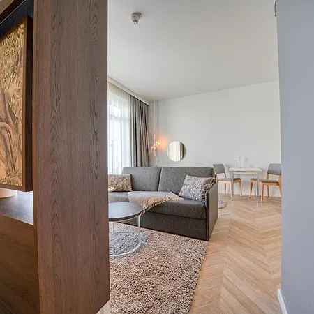 Отель Vienna House Easy By Wyndham Аугсбург