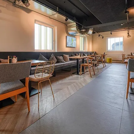Vienna House Easy By Wyndham 호텔