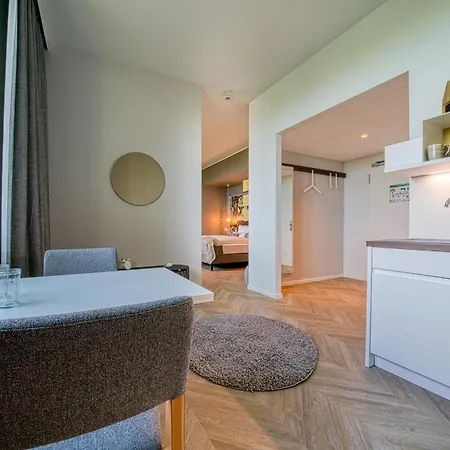 호텔 Vienna House Easy By Wyndham 3*