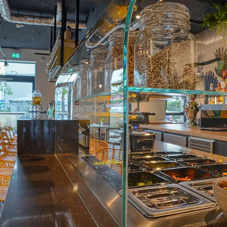 Hotel Vienna House Easy By Wyndham 3*