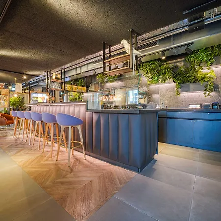 Vienna House Easy By Wyndham ホテル 3*