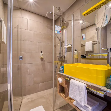 Hotel Vienna House Easy By Wyndham 3*