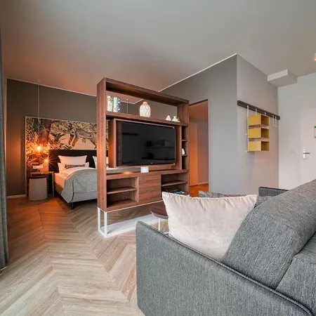 Готель Vienna House Easy By Wyndham