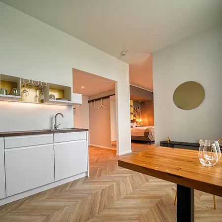 Готель Vienna House Easy By Wyndham 3*