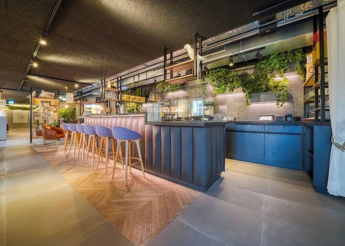 Vienna House Easy By Wyndham 호텔 3*