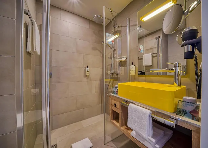 Hotel Vienna House Easy By Wyndham 3*